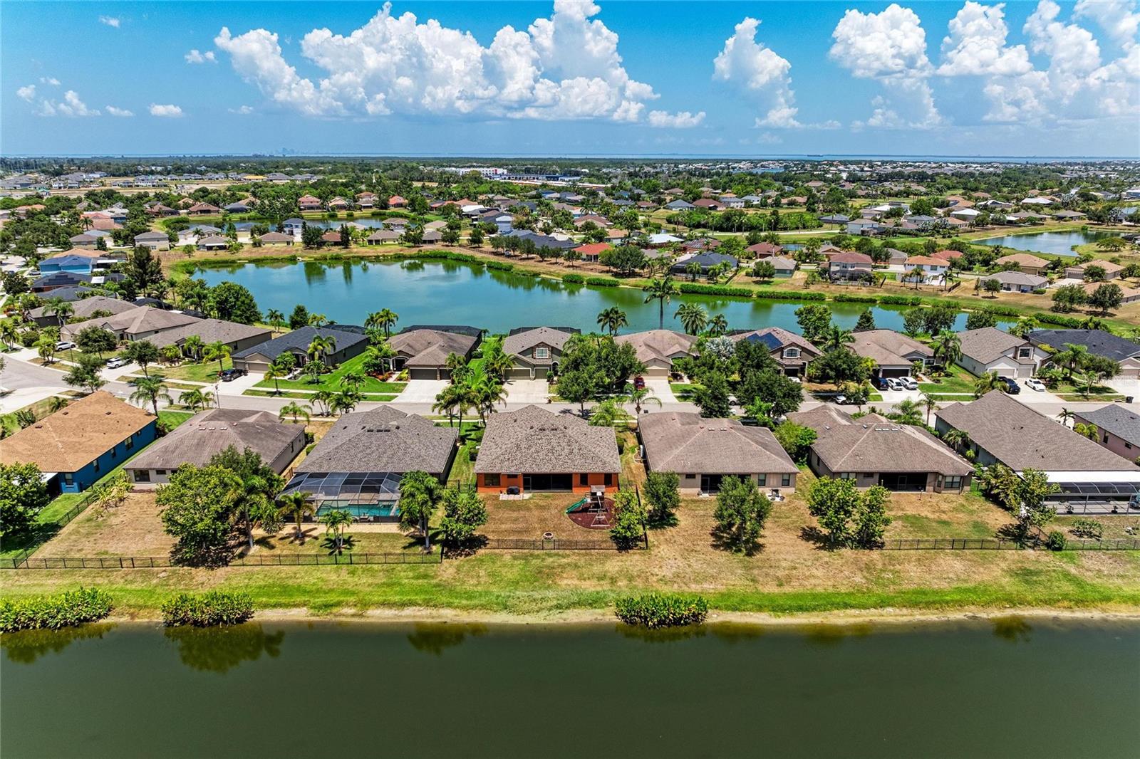 HARBOUR ISLES PH 2A/2B/2C - Residential