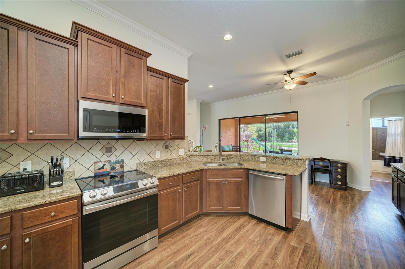 HARBOUR ISLES PH 2A/2B/2C - Residential