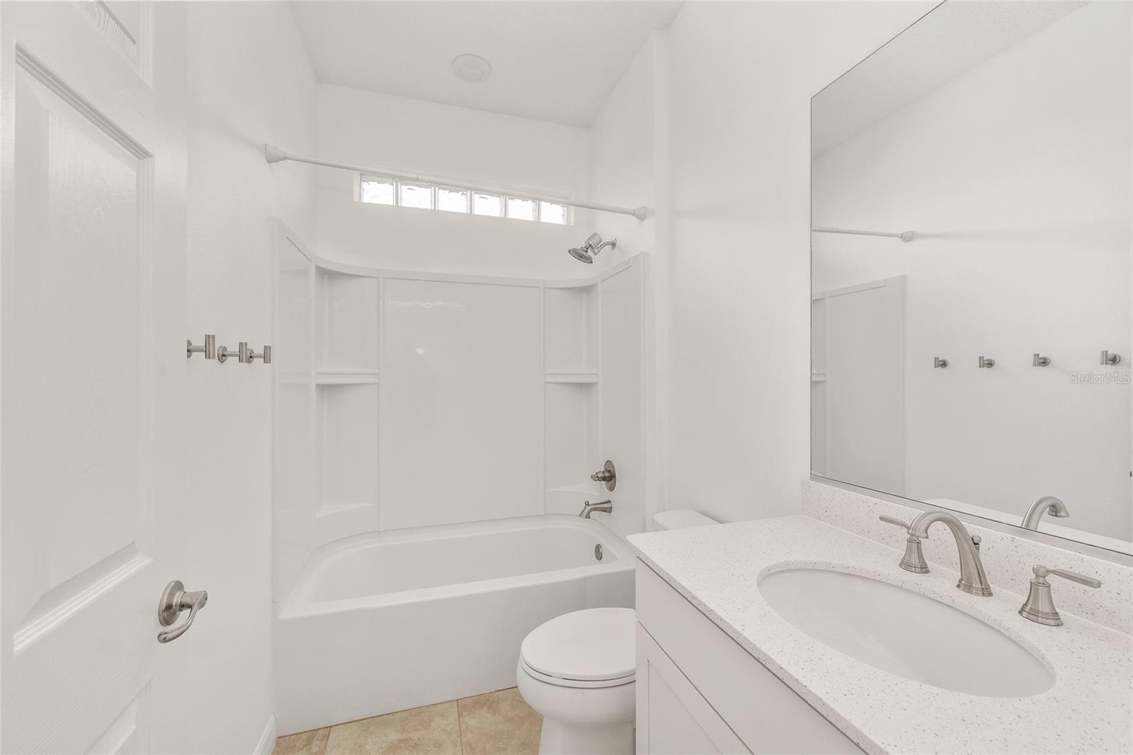 CALESA TOWNSHIP ROAN HILLS PH - Residential Lease