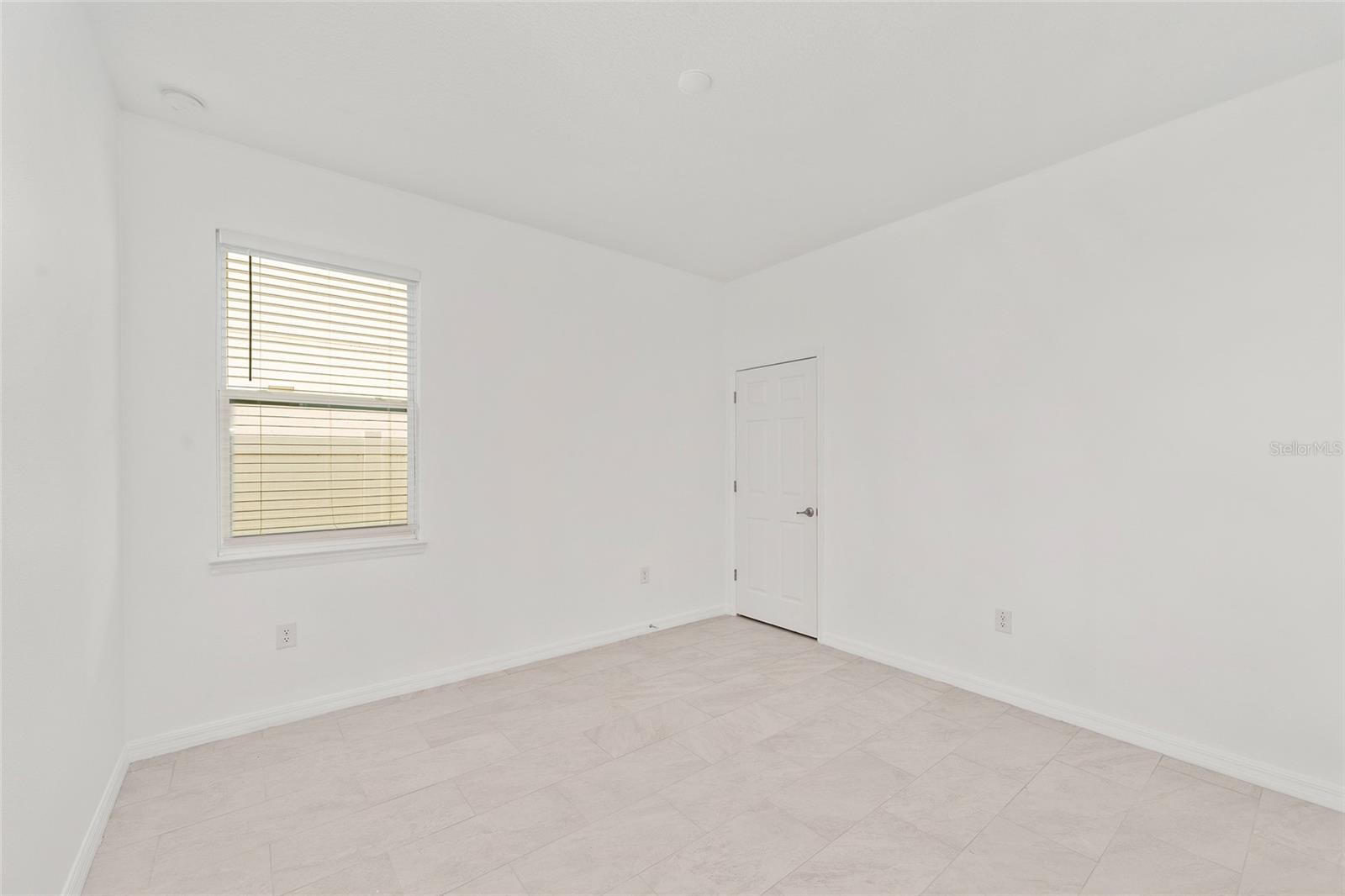 CALESA TOWNSHIP ROAN HILLS PH - Residential Lease