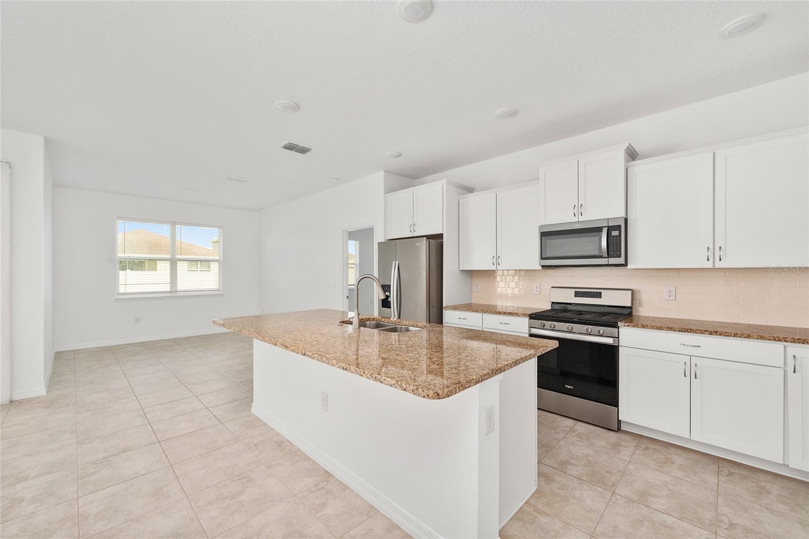 CALESA TOWNSHIP ROAN HILLS PH - Residential Lease