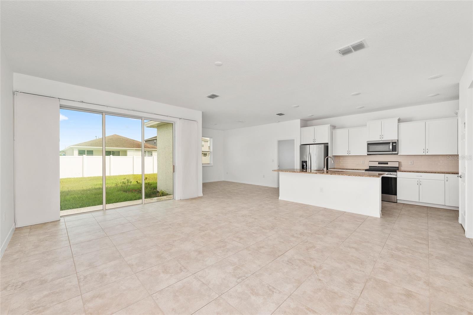 CALESA TOWNSHIP ROAN HILLS PH - Residential Lease