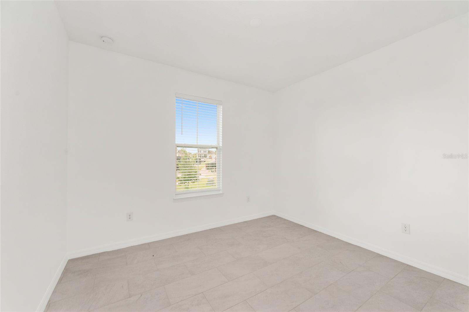 CALESA TOWNSHIP ROAN HILLS PH - Residential Lease