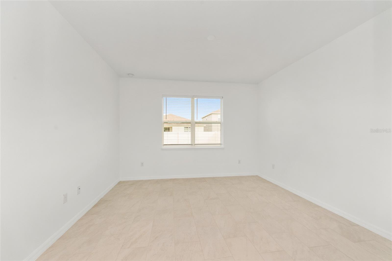 CALESA TOWNSHIP ROAN HILLS PH - Residential Lease