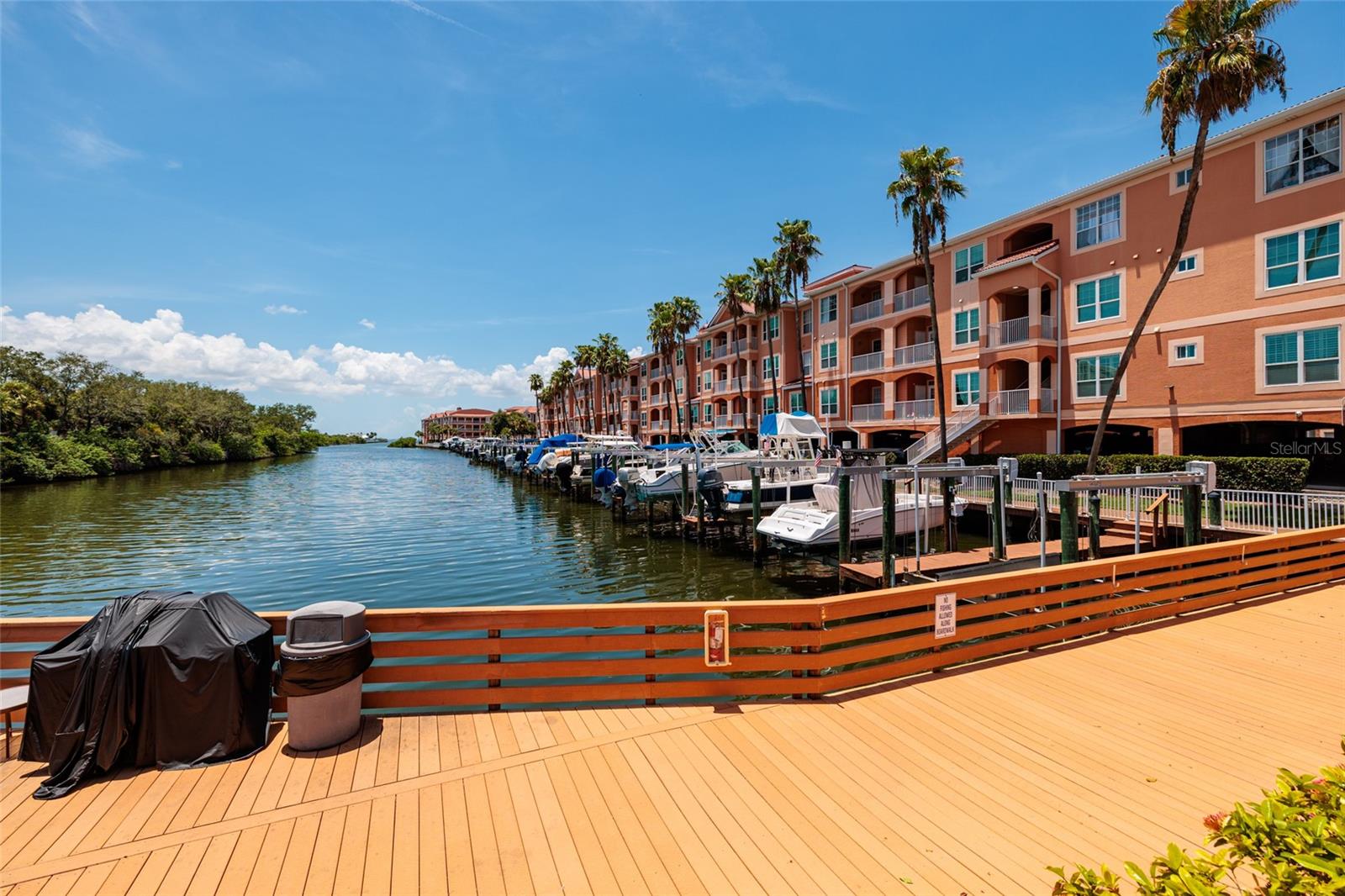 CULBREATH KEY BAYSIDE CONDOMIN - Residential