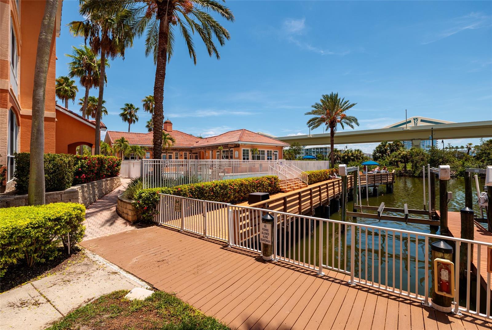CULBREATH KEY BAYSIDE CONDOMIN - Residential