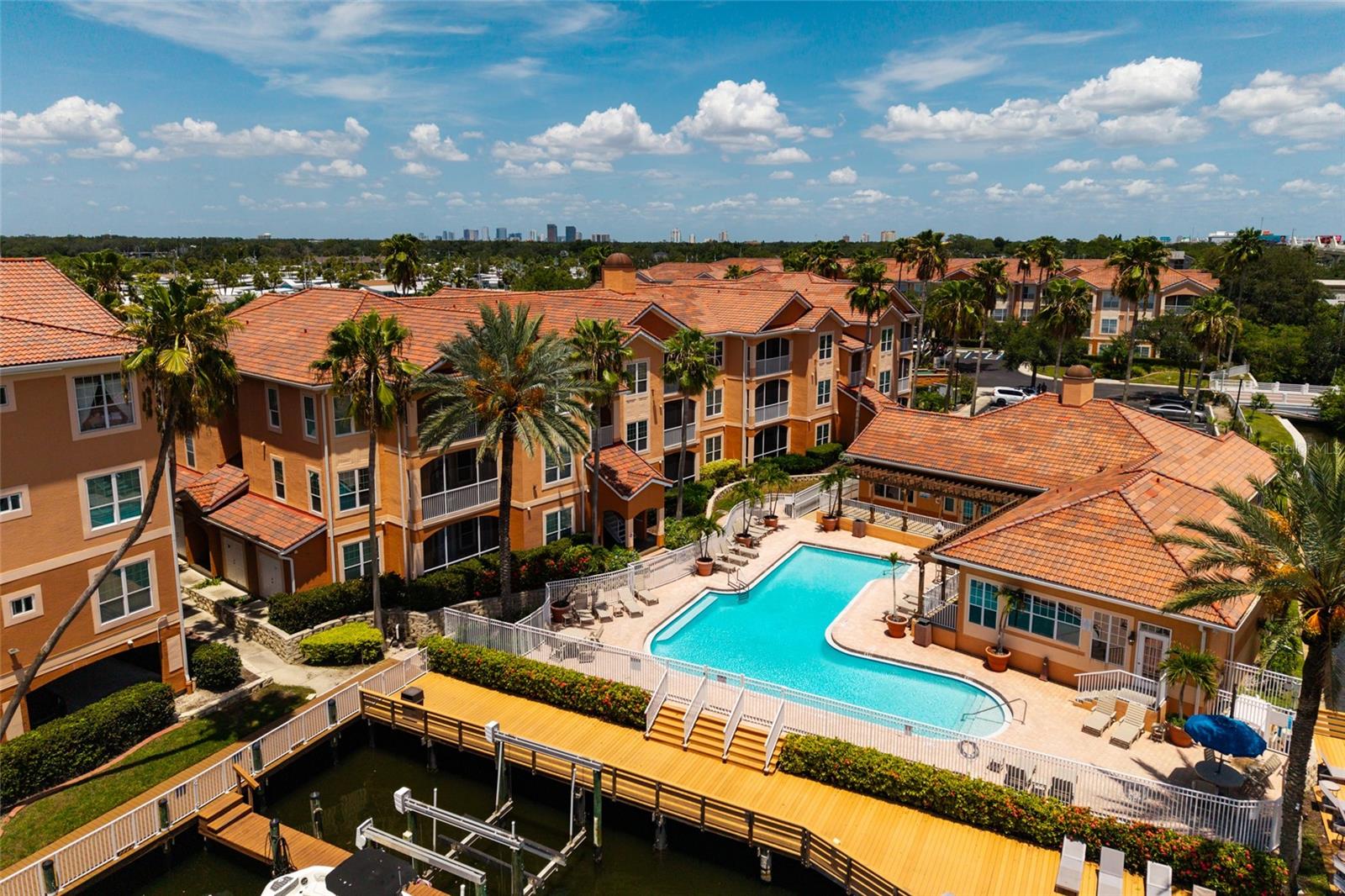 CULBREATH KEY BAYSIDE CONDOMIN - Residential
