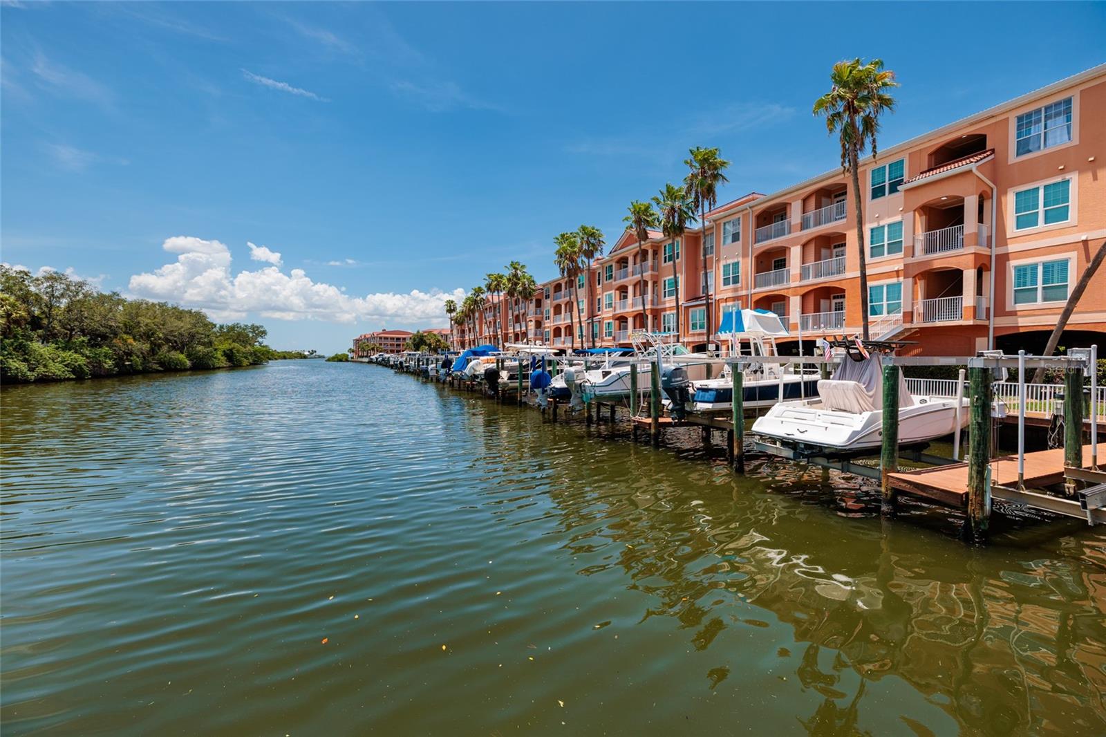 CULBREATH KEY BAYSIDE CONDOMIN - Residential