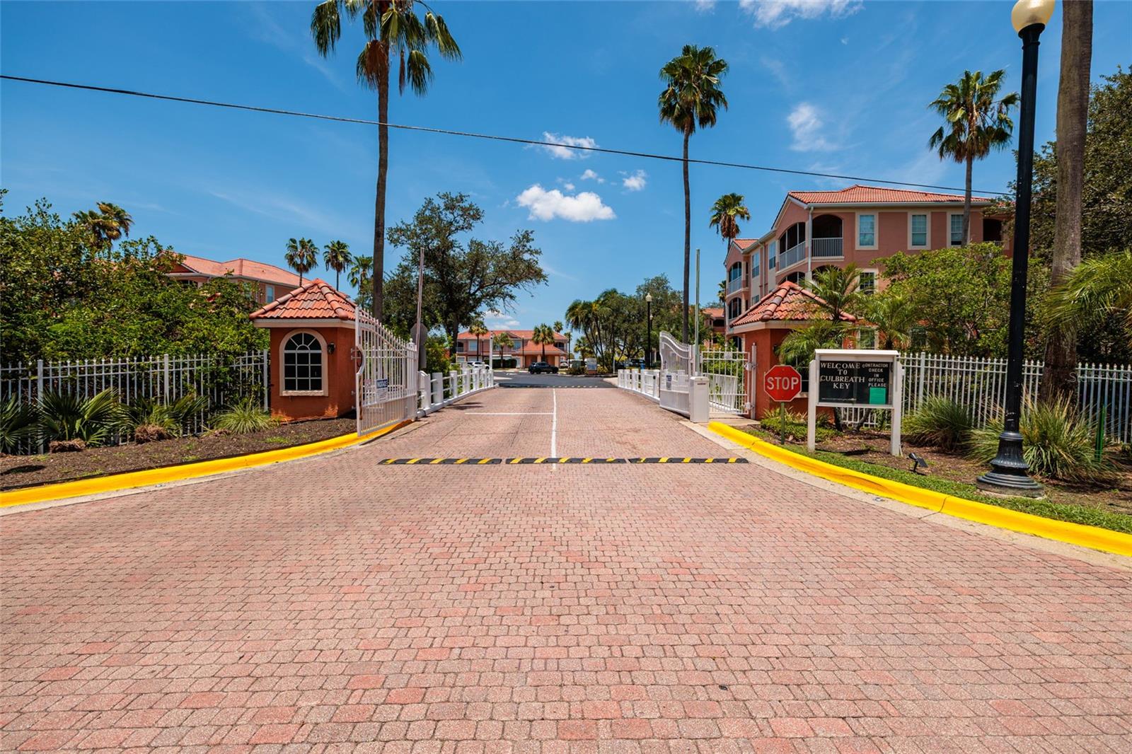 CULBREATH KEY BAYSIDE CONDOMIN - Residential
