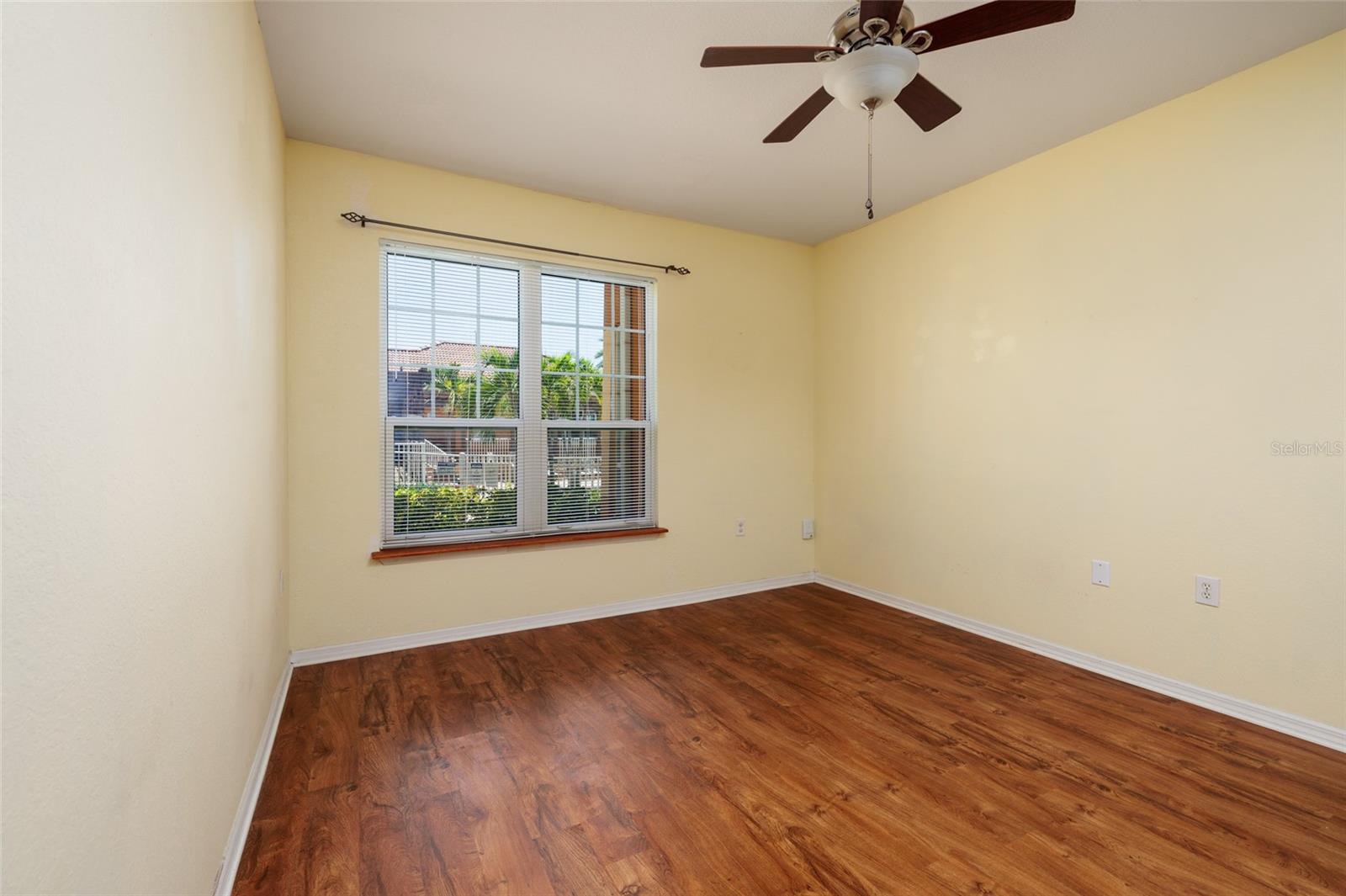 CULBREATH KEY BAYSIDE CONDOMIN - Residential