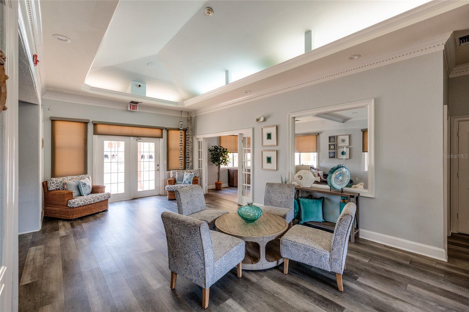 CULBREATH KEY BAYSIDE CONDOMIN - Residential