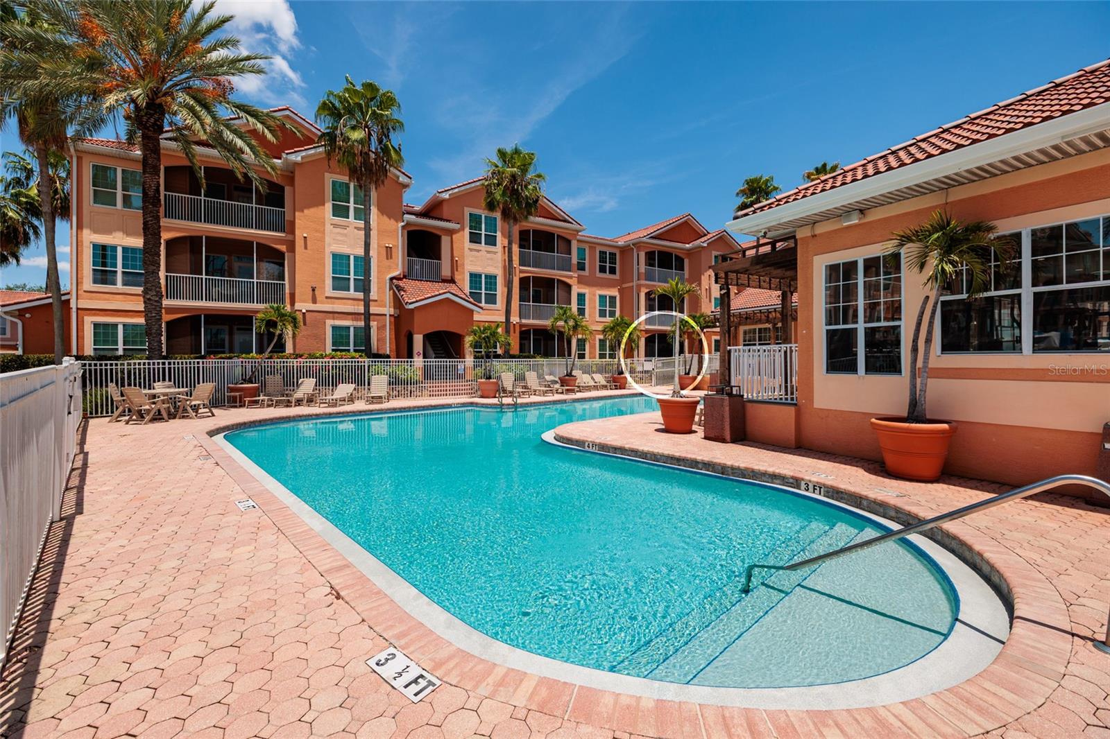 CULBREATH KEY BAYSIDE CONDOMIN - Residential