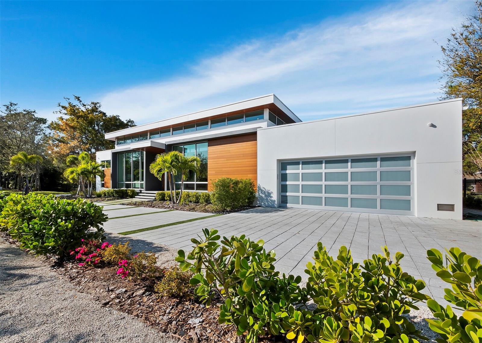 HOUSES OF INDIAN BEACH - Residential