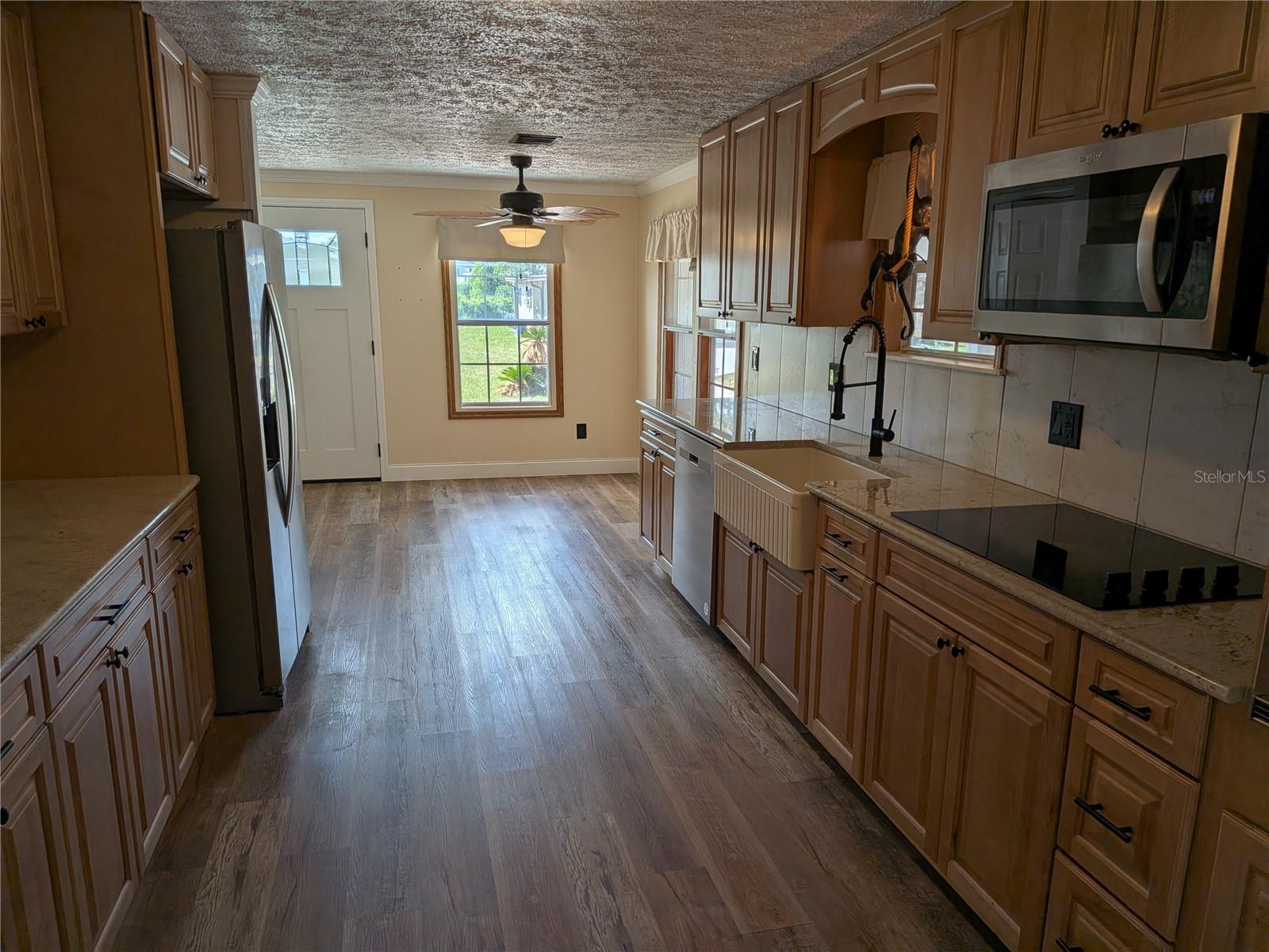 BROOKRIDGE COMM - Residential Lease