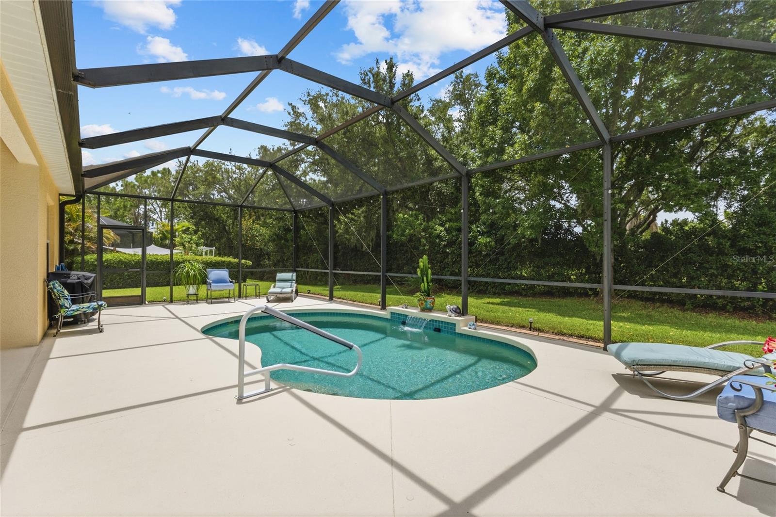 FOREST CREEK FENNEMORE WAY - Residential
