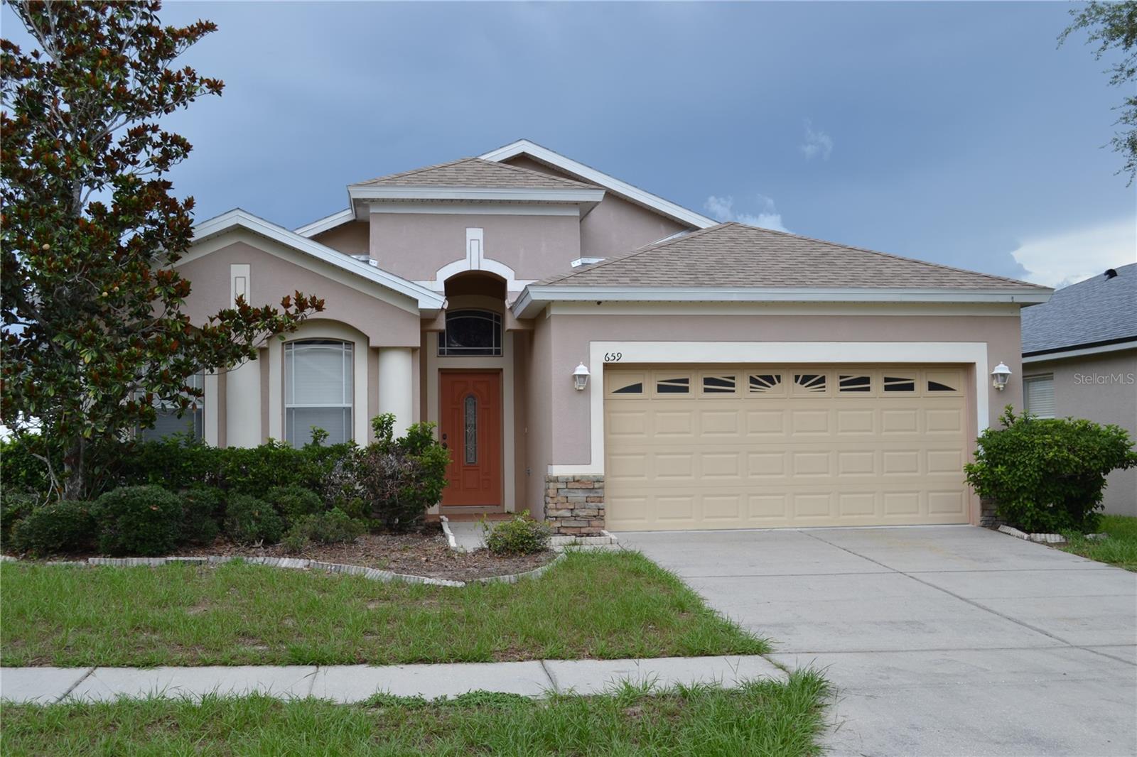 VILLAGES AT AVALON PH 1 - Residential