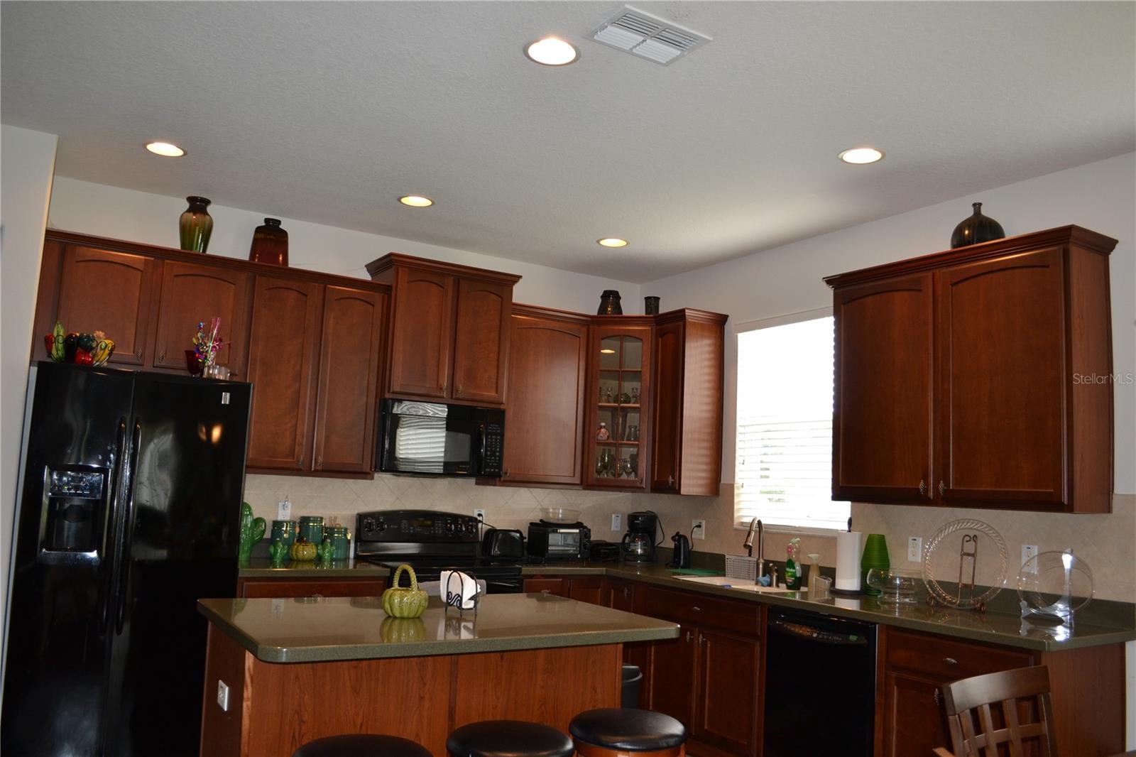 VILLAGES AT AVALON PH 1 - Residential
