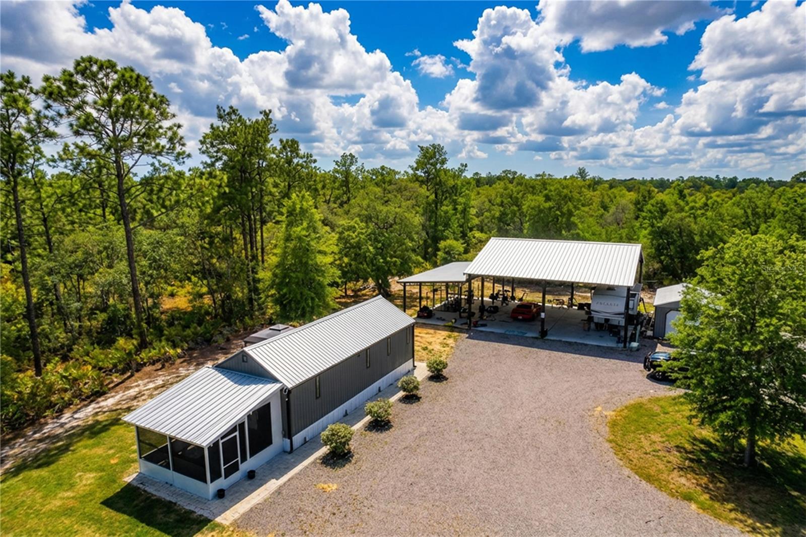 CHASSAHOWITZKA RIVER ESTATES ADD - Residential