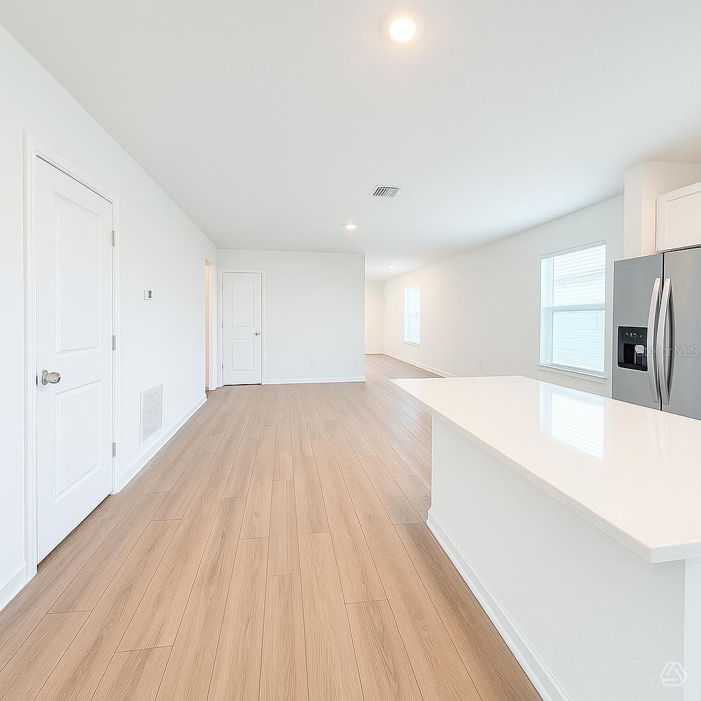 BROADLEAF - Residential