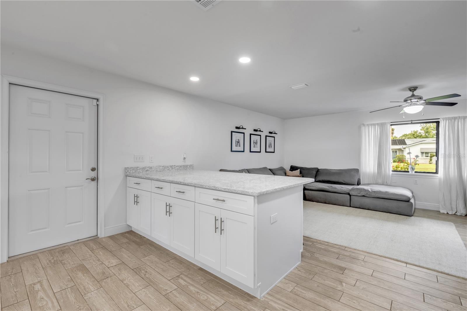 WILLOW RUN UNIT 06 - Residential