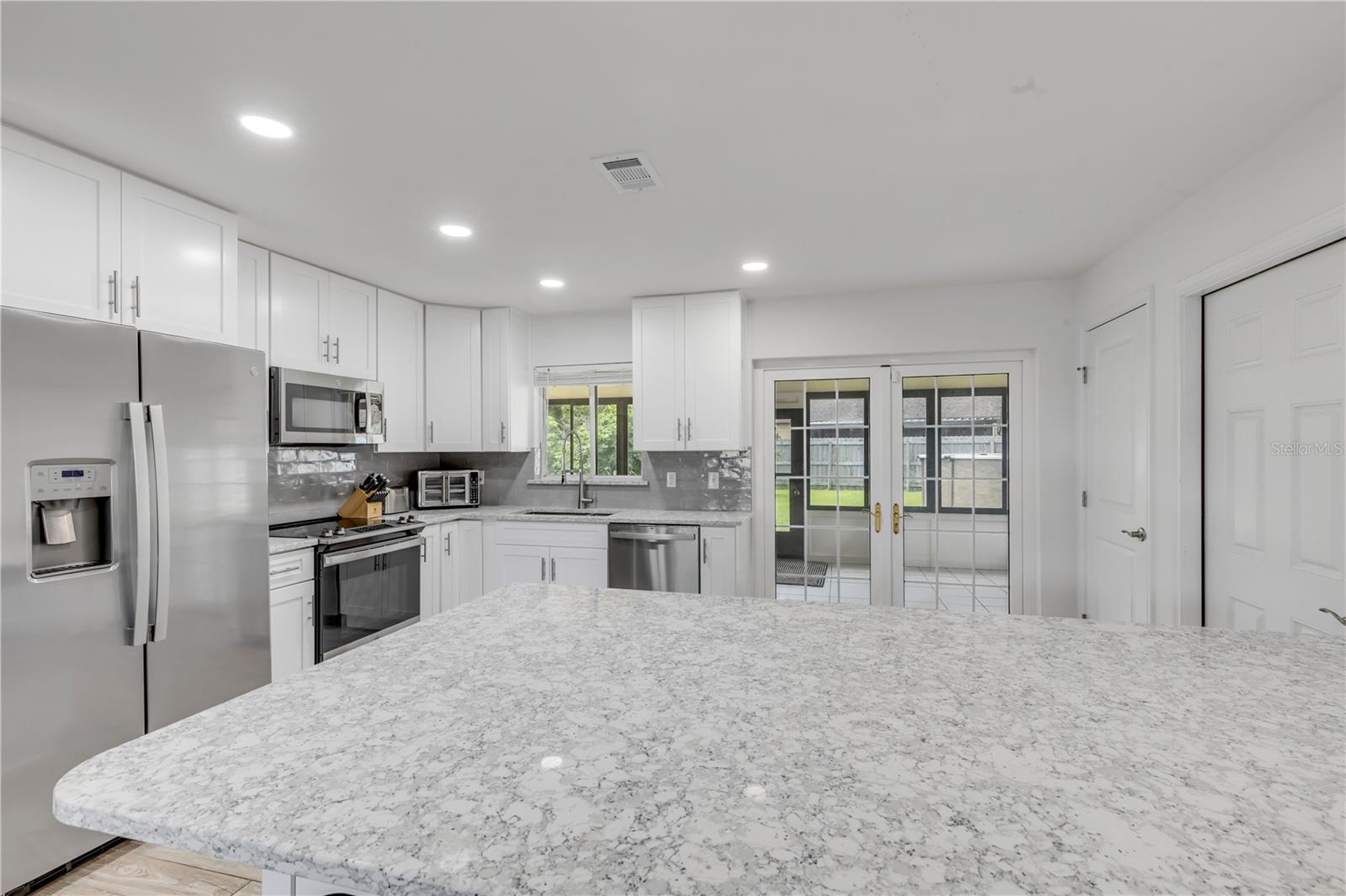 WILLOW RUN UNIT 06 - Residential