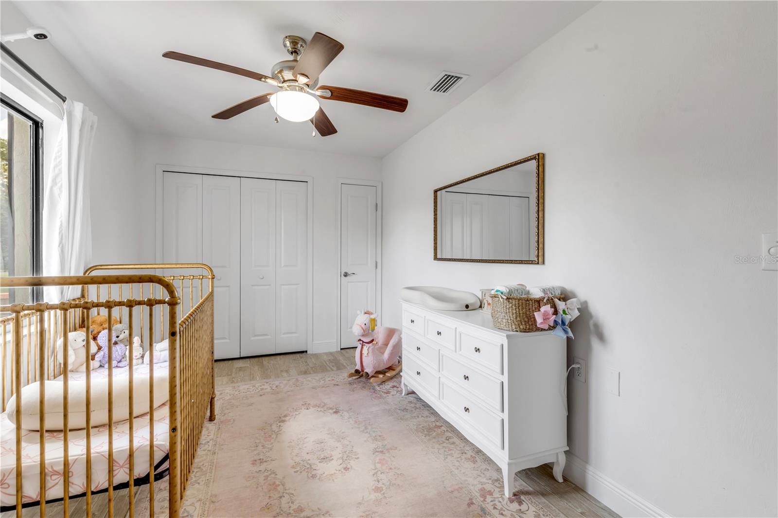 WILLOW RUN UNIT 06 - Residential
