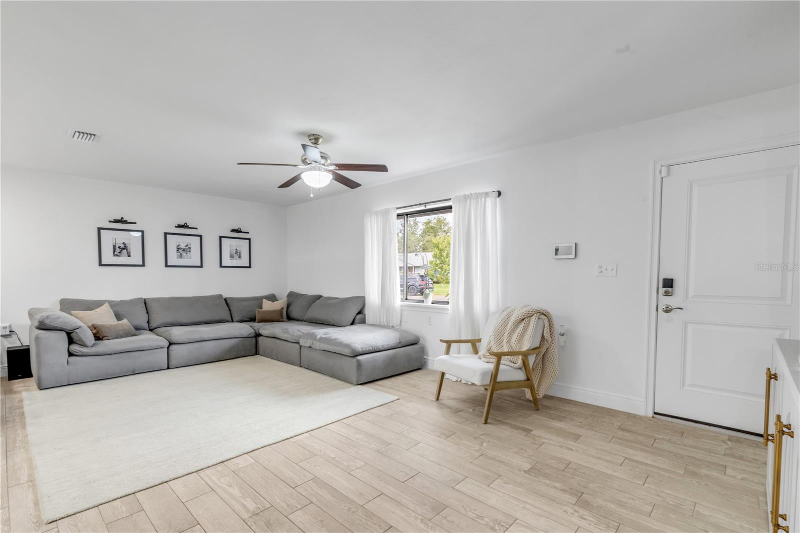 WILLOW RUN UNIT 06 - Residential