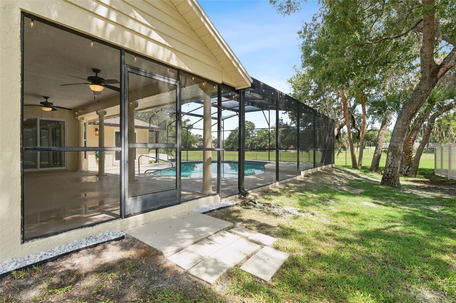 SWEETWATER C C PLACE - Residential