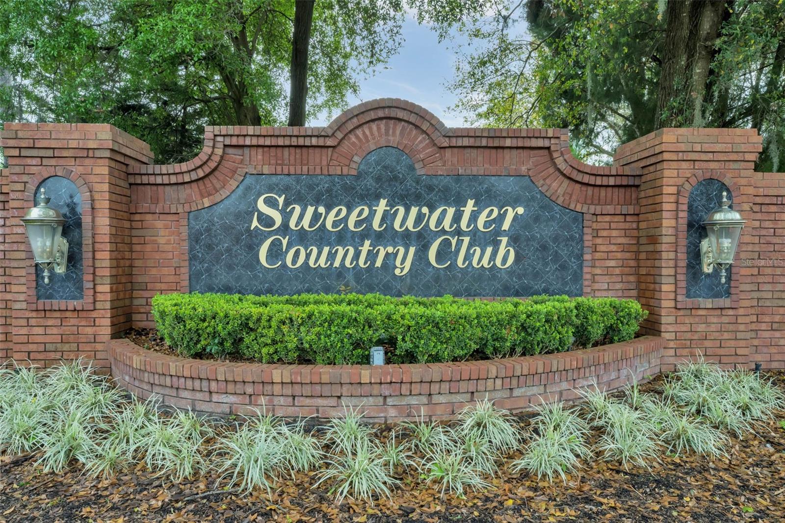 SWEETWATER C C PLACE - Residential