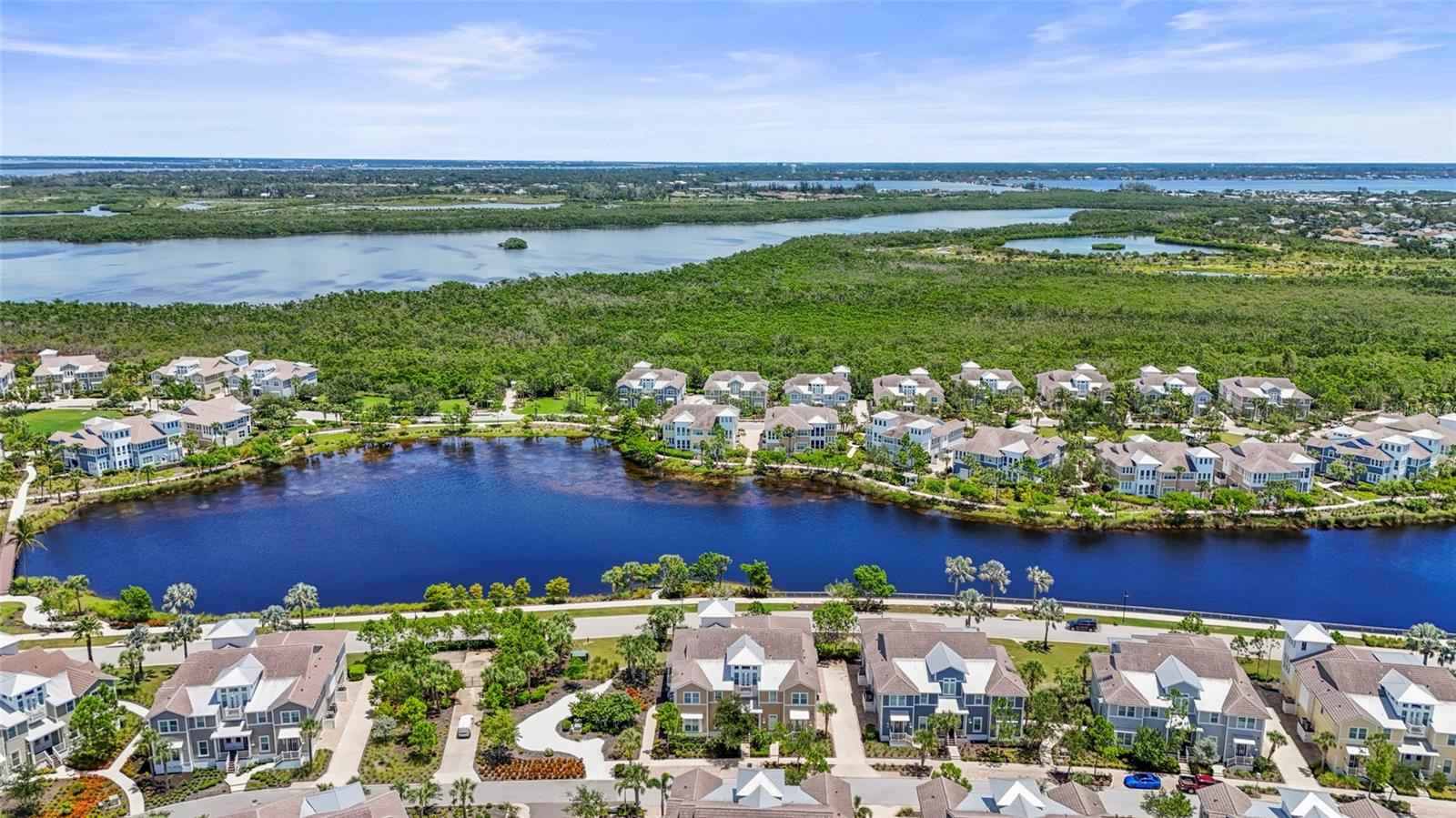 EDGEWATER WALK ON HARBOUR ISLE 5-36 - Residential