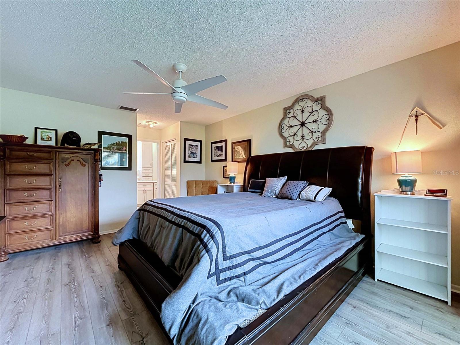 TIMBER GREENS - Residential