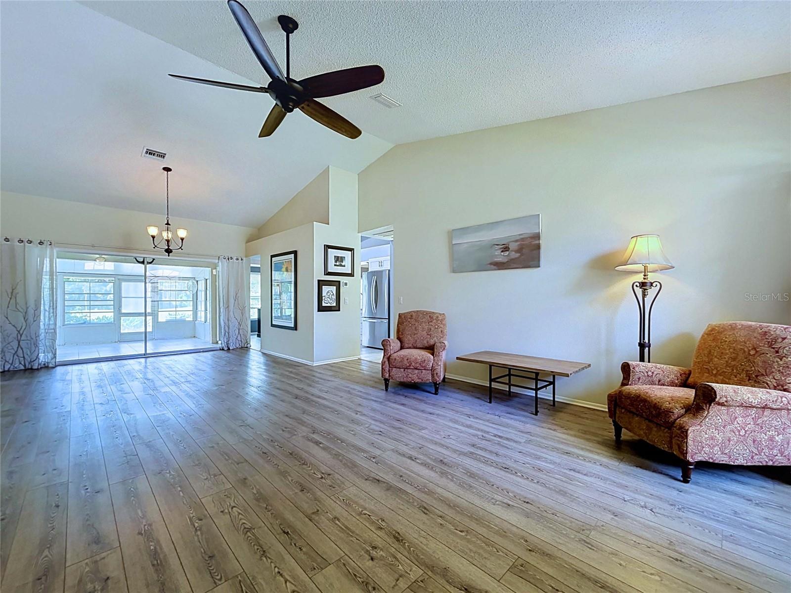 TIMBER GREENS - Residential