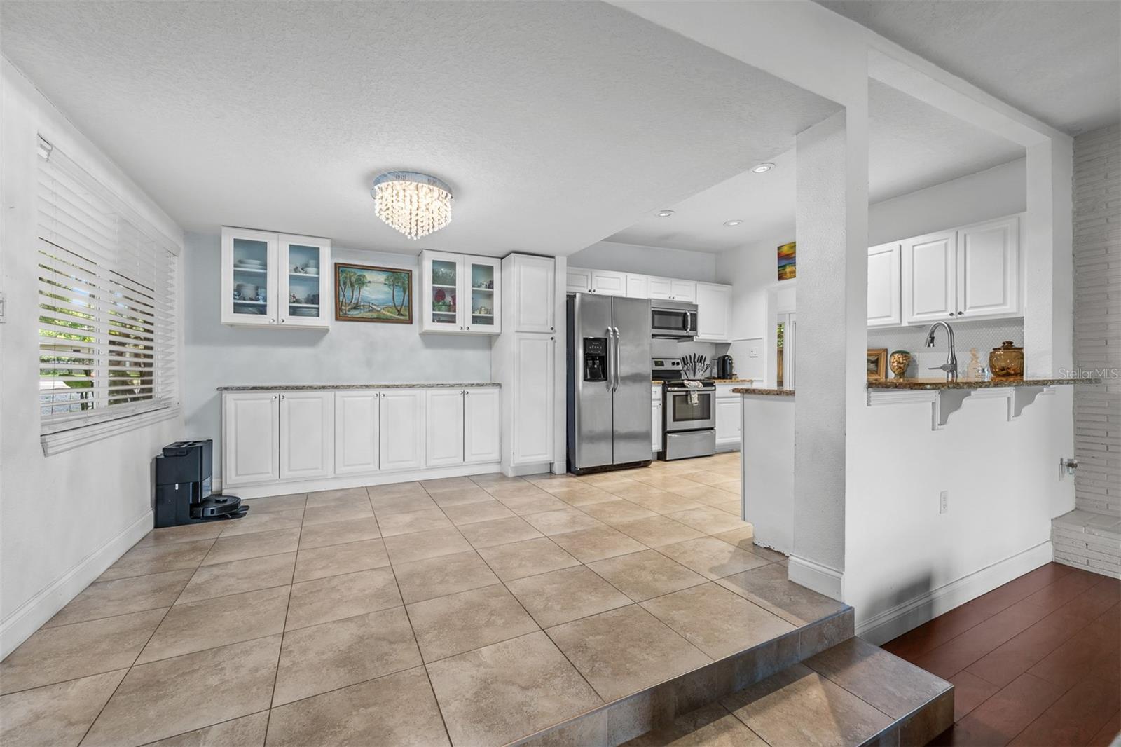 LAKE LAGRANGE TERRACE - Residential