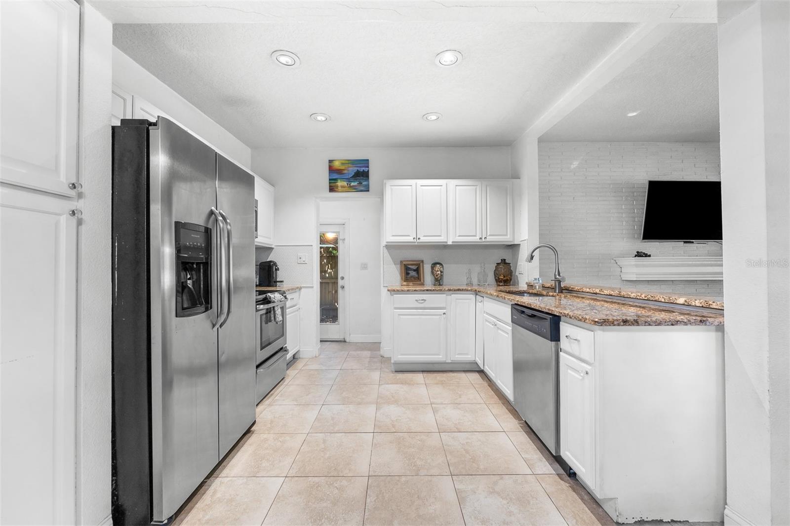 LAKE LAGRANGE TERRACE - Residential
