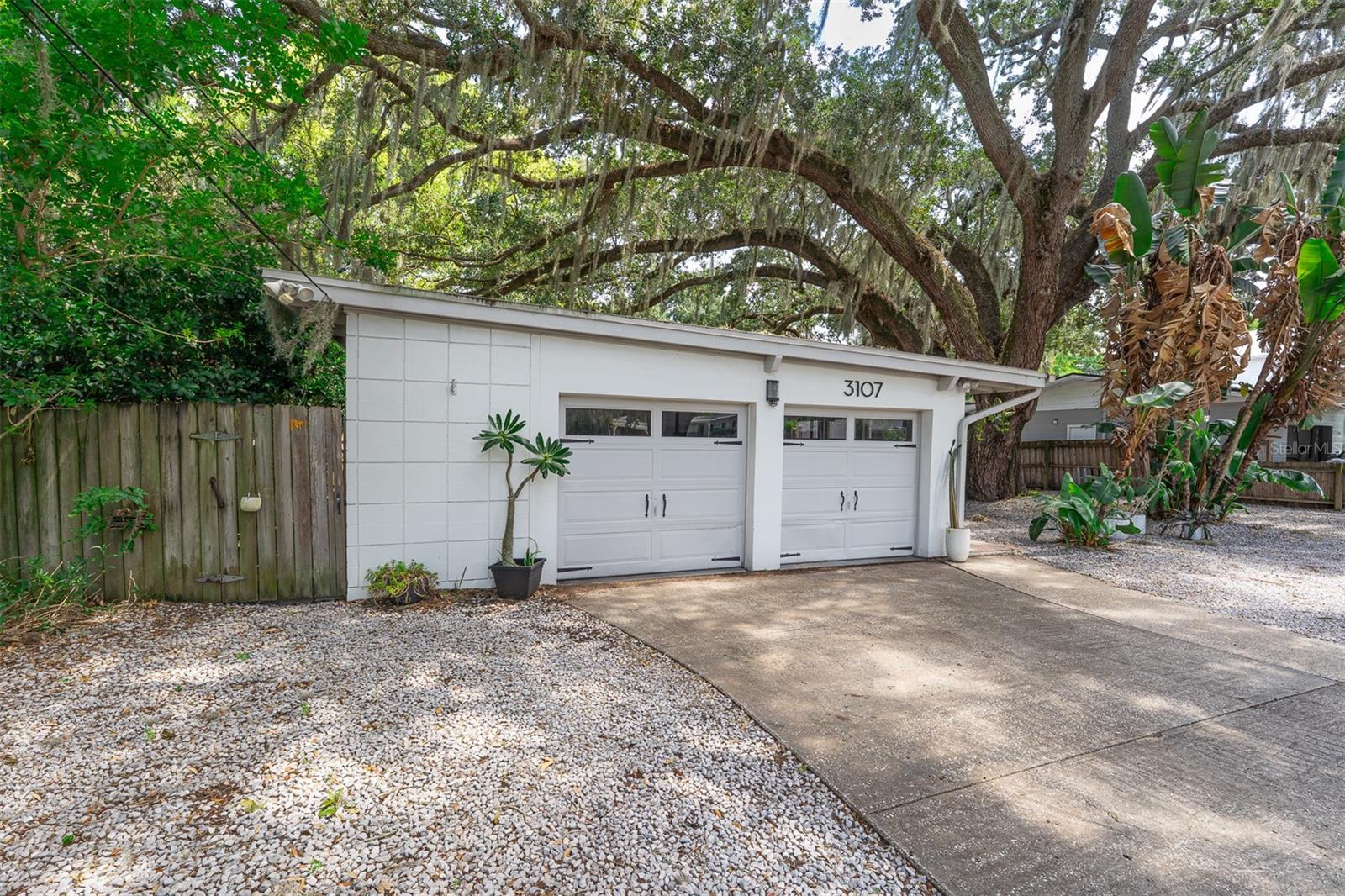 LAKE LAGRANGE TERRACE - Residential
