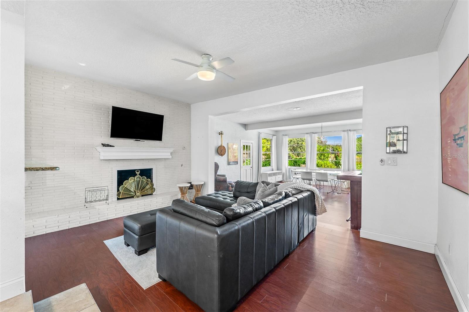 LAKE LAGRANGE TERRACE - Residential
