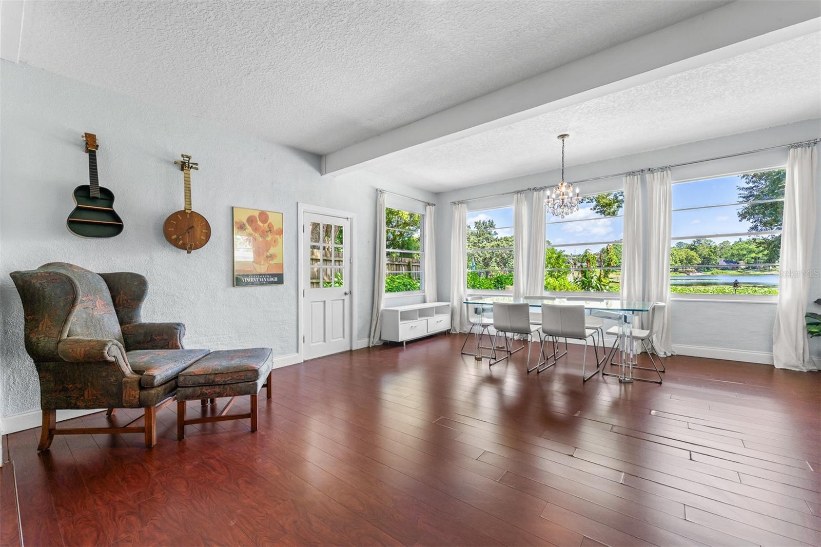 LAKE LAGRANGE TERRACE - Residential