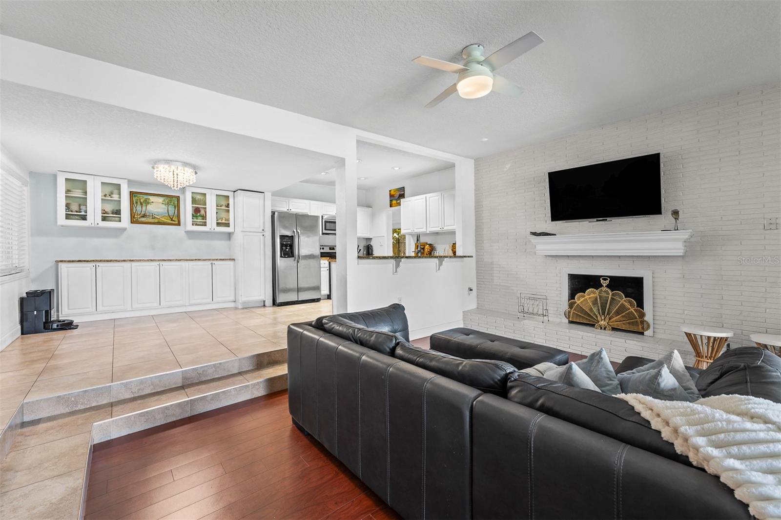 LAKE LAGRANGE TERRACE - Residential