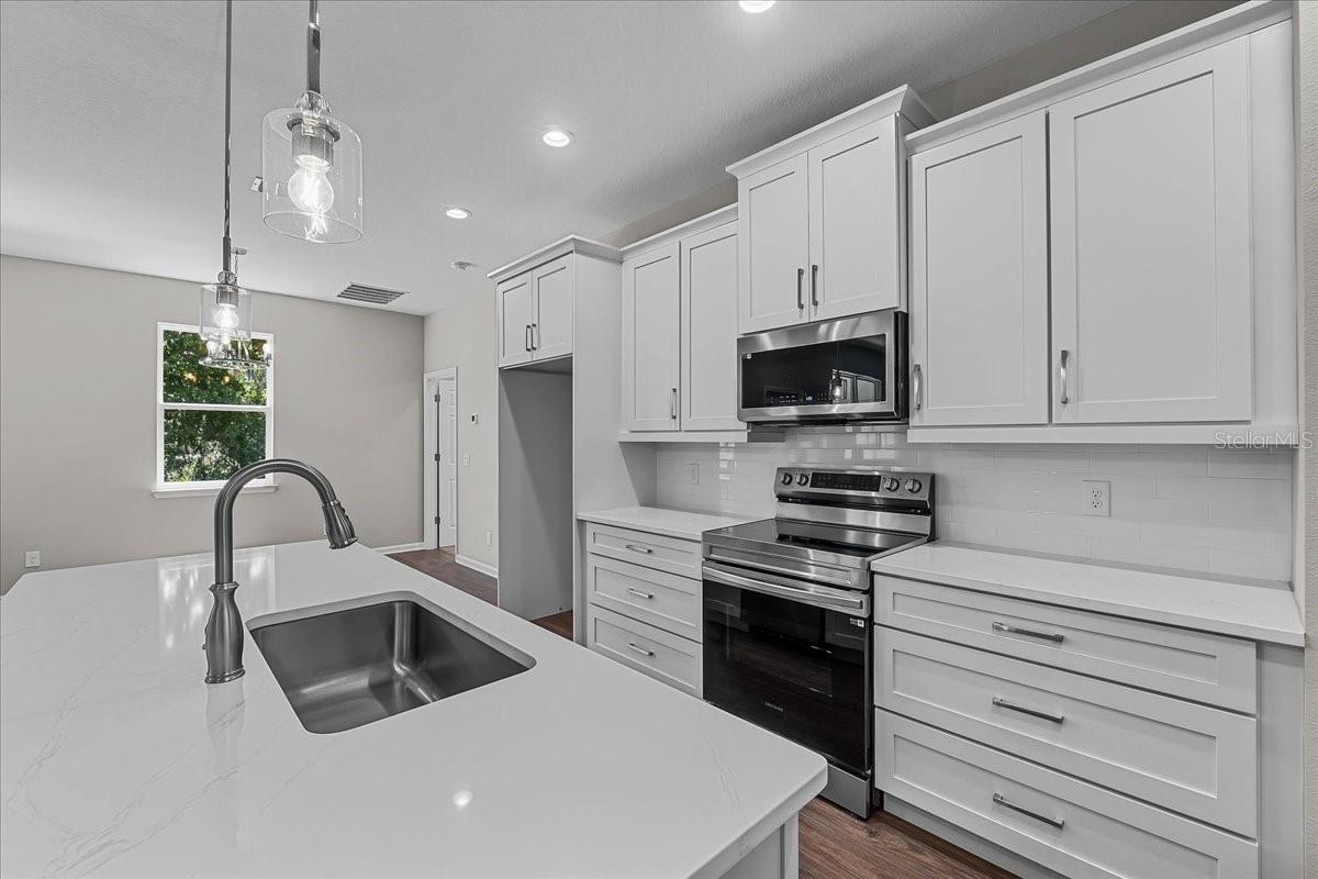 RESERVE AT FAIRWAY OAKS - Residential