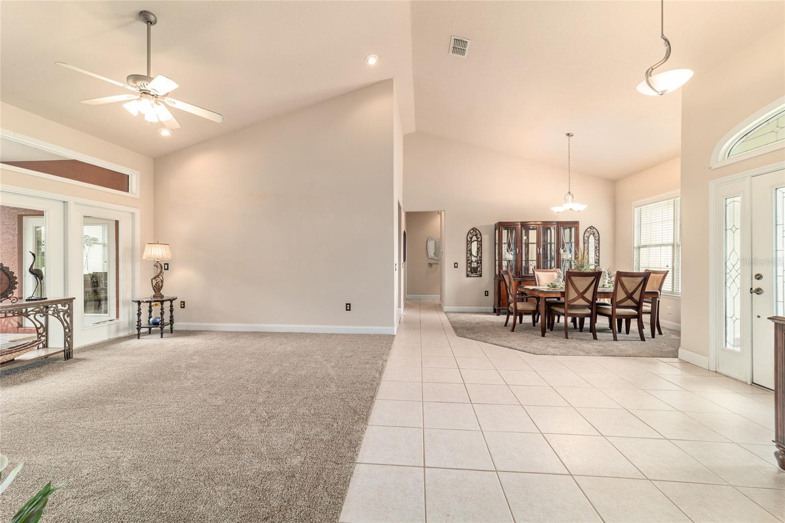 ROLLING RANCHETTS - Residential