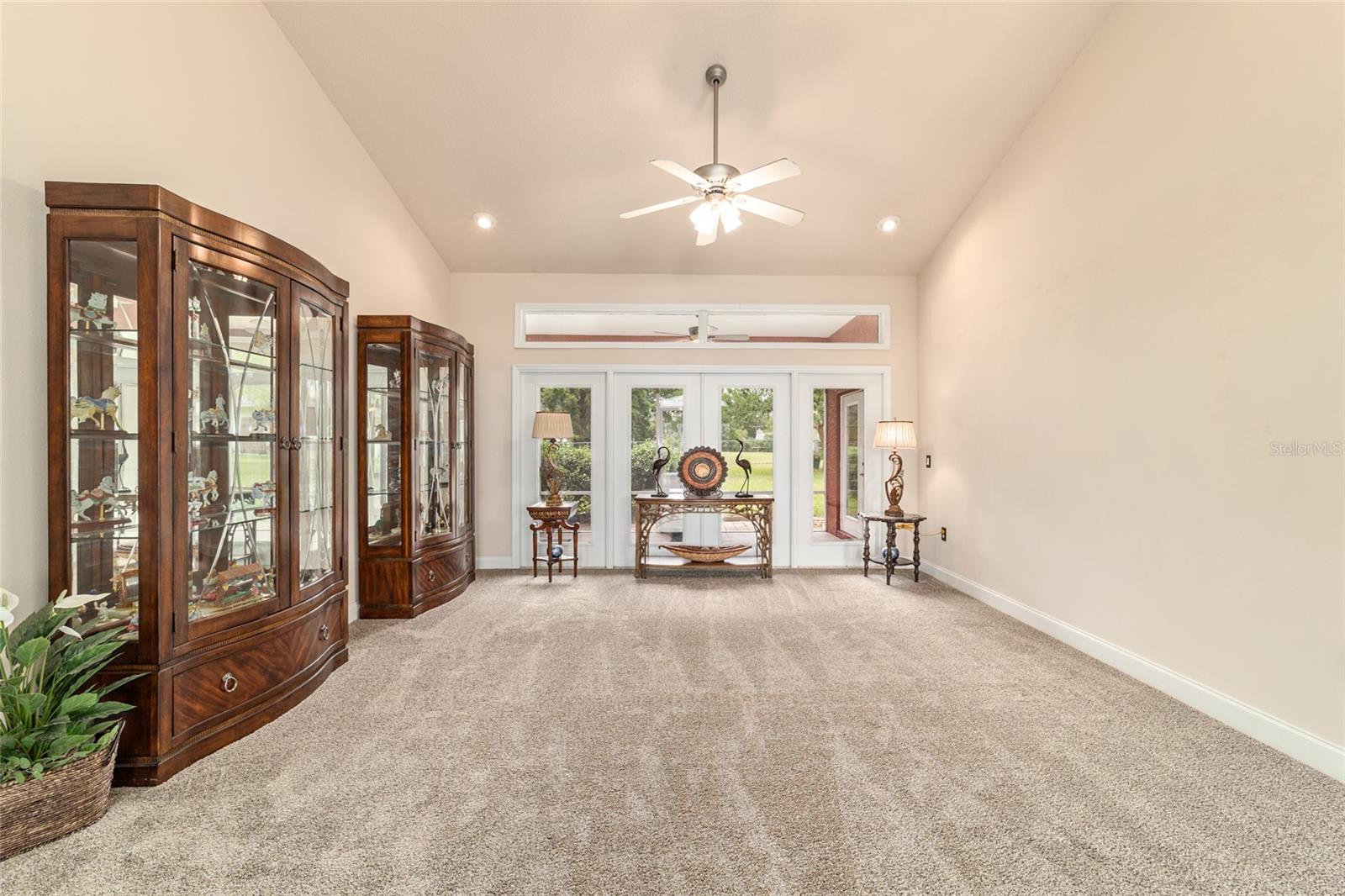 ROLLING RANCHETTS - Residential