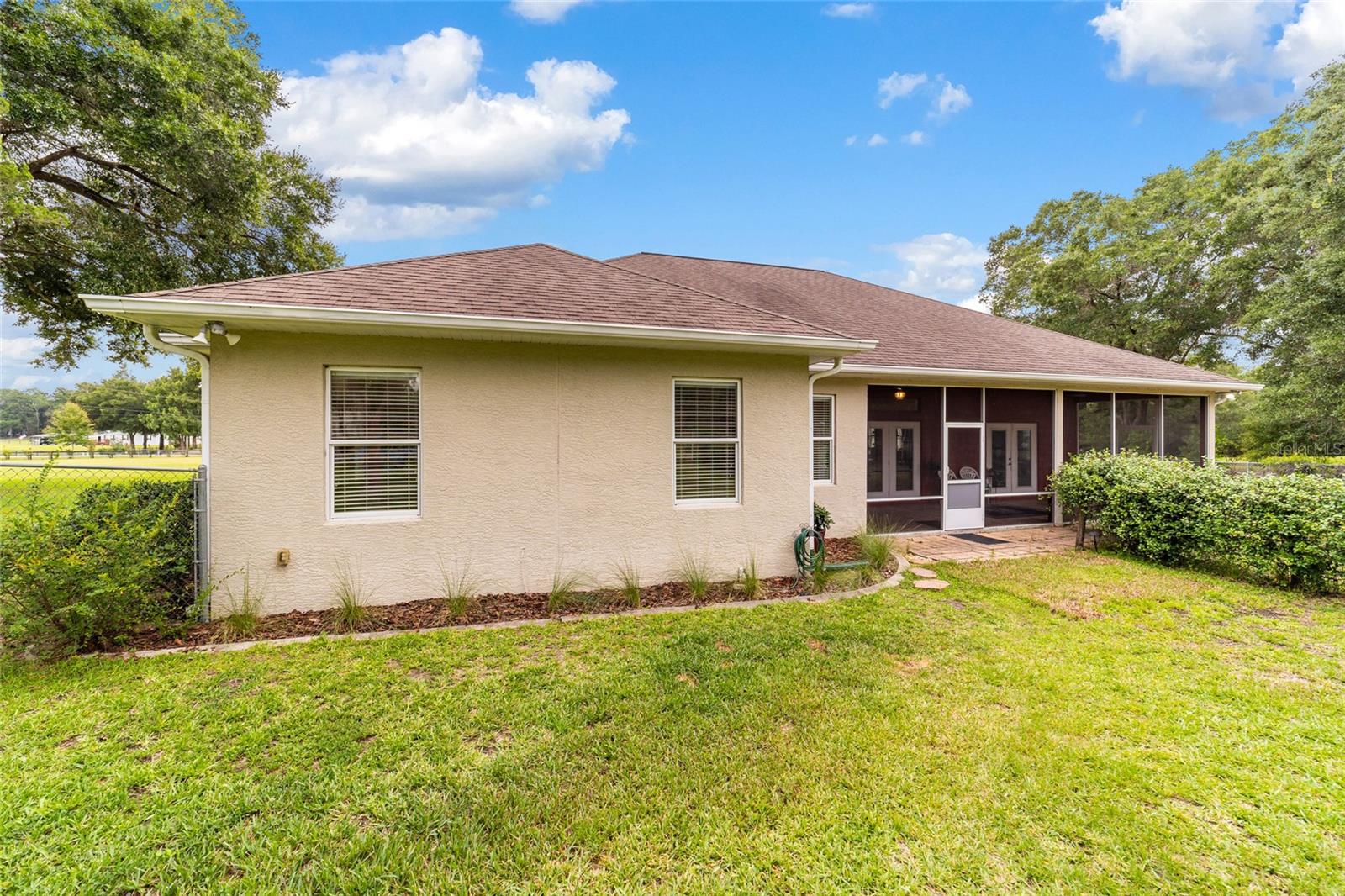 ROLLING RANCHETTS - Residential