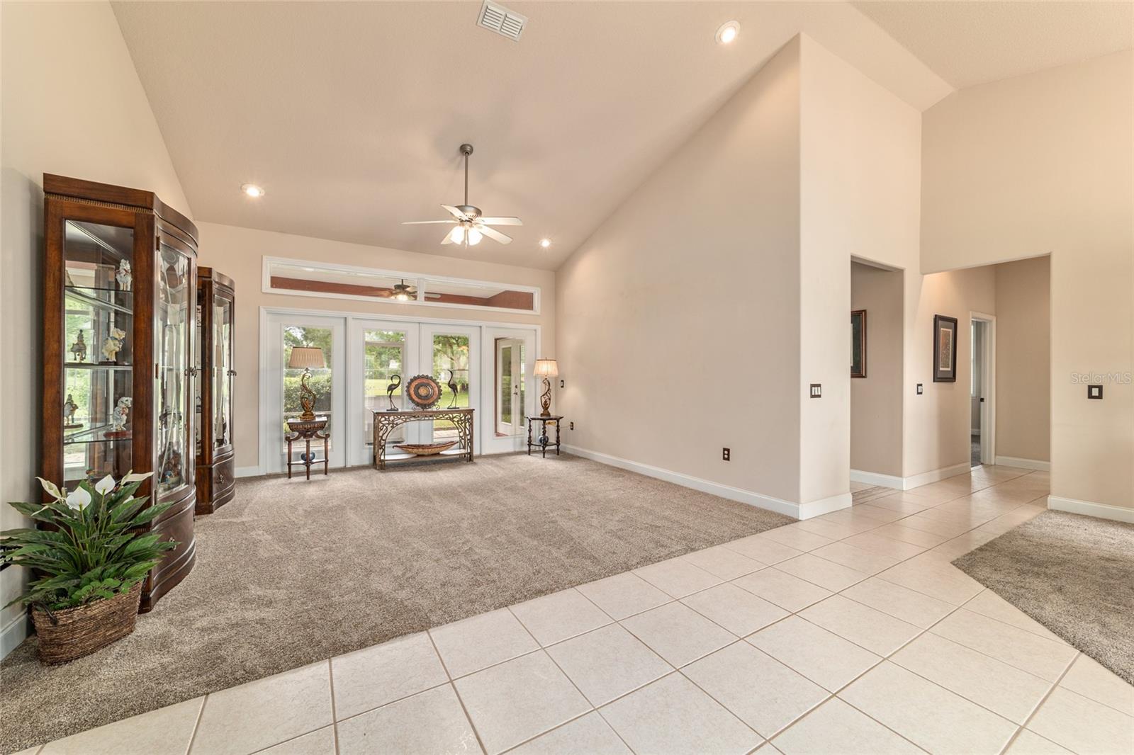 ROLLING RANCHETTS - Residential