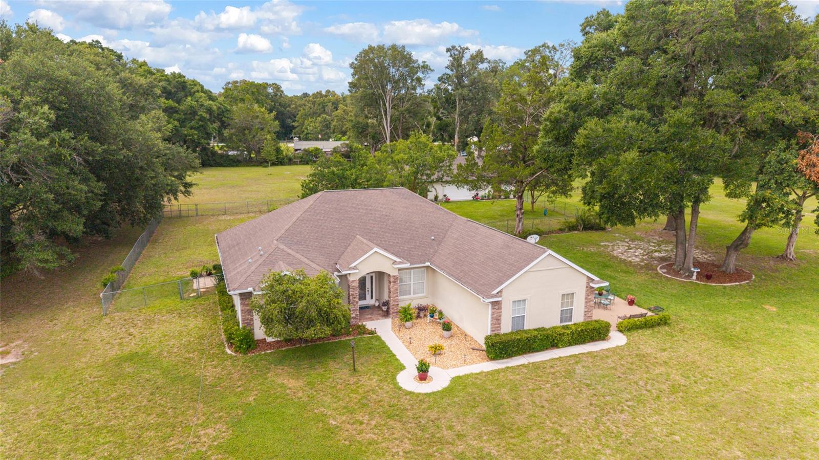 ROLLING RANCHETTS - Residential