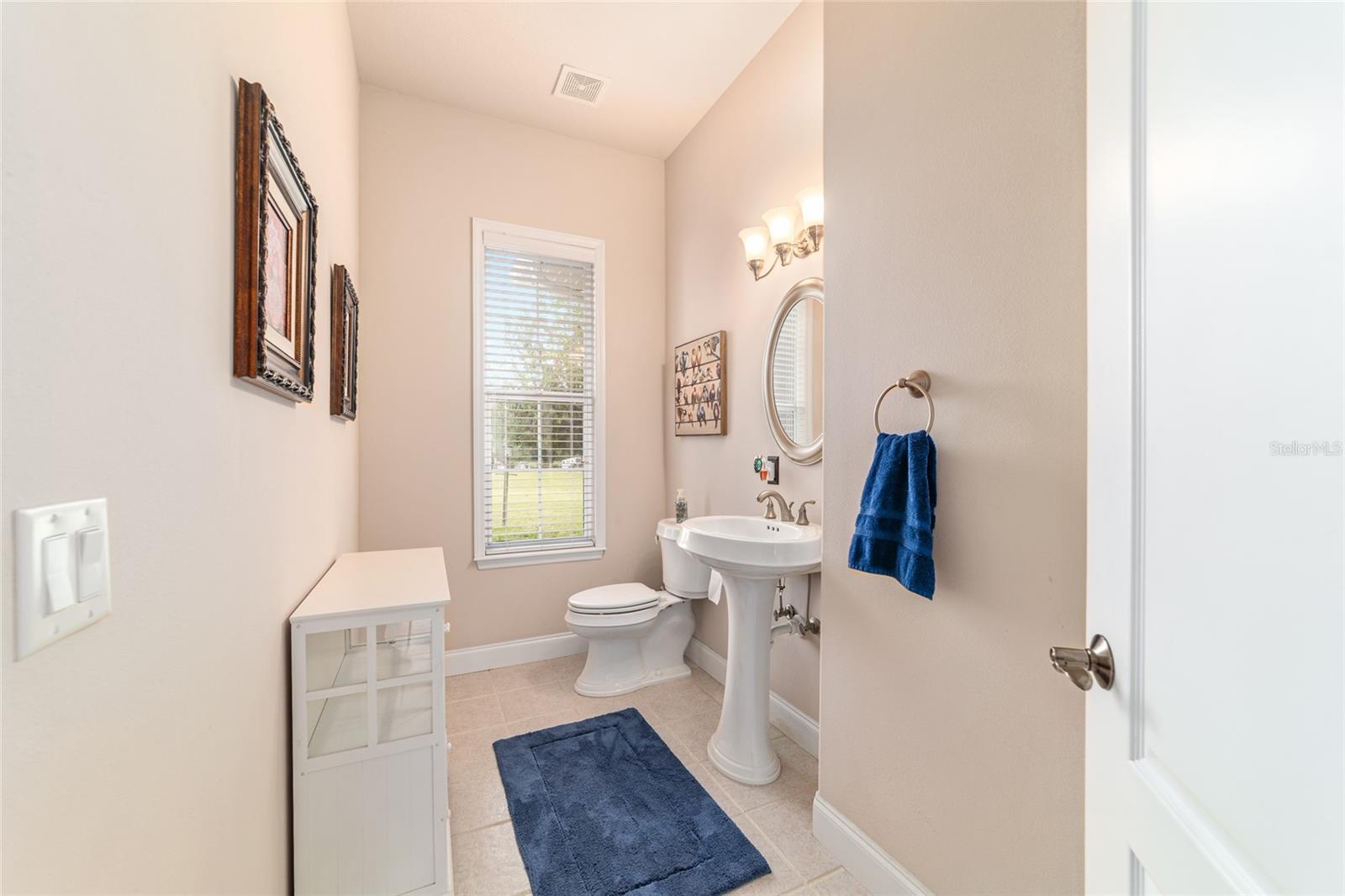 ROLLING RANCHETTS - Residential