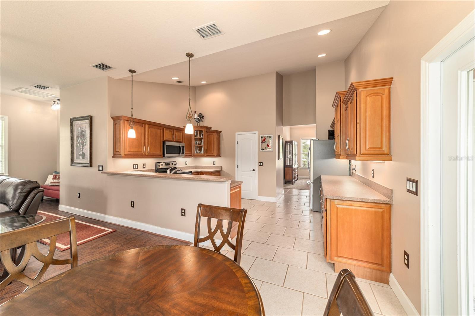ROLLING RANCHETTS - Residential