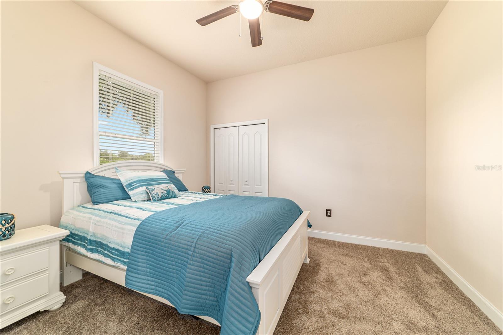ROLLING RANCHETTS - Residential