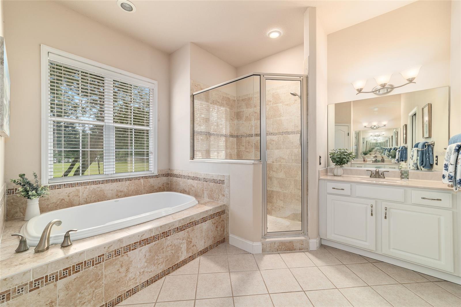 ROLLING RANCHETTS - Residential