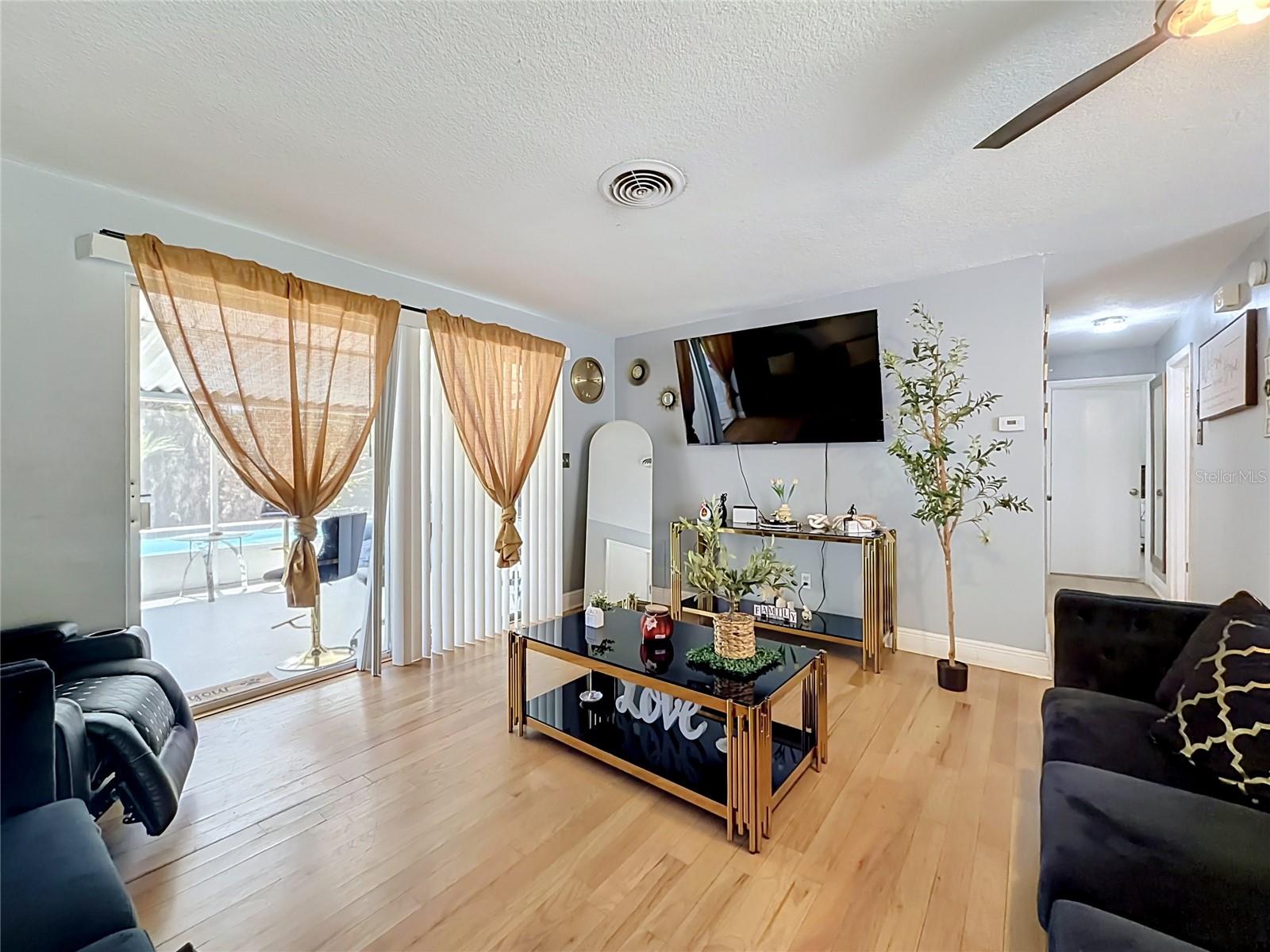 SKY LAKE REP - Residential