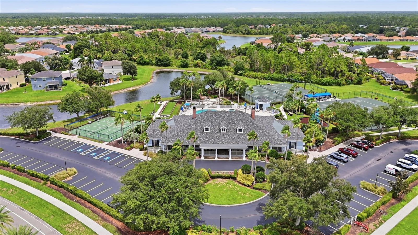 LAKESIDE PLANTATION - Residential